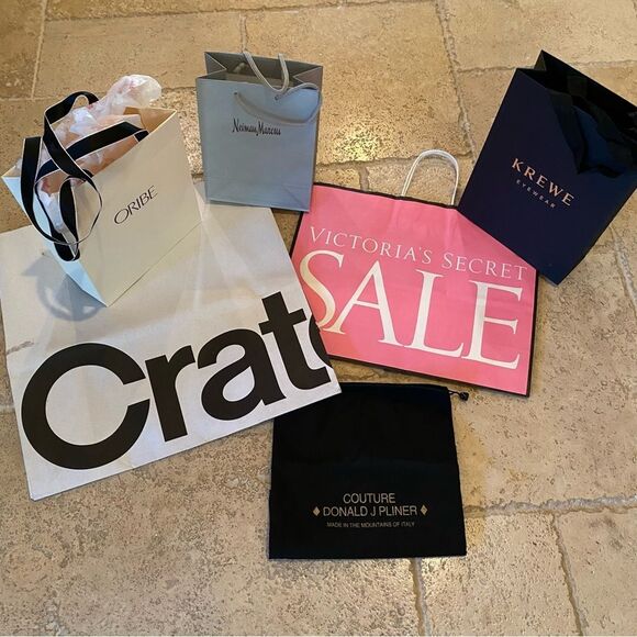 Luxury Shopping Bag & Dust Bag Mash-up - Picture 2 of 2